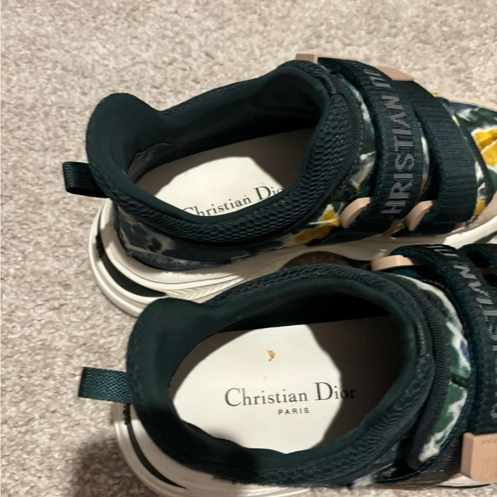 Dior women’s sneakers - Picture 4 of 8